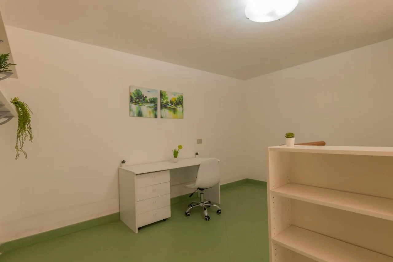 Comfort Penthouse - Private Parking, Wi-Fi Apartment Rome