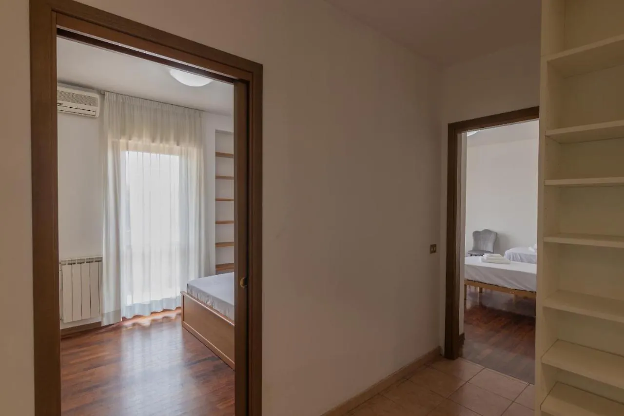 Comfort Penthouse - Private Parking, Wi-Fi Apartment Rome 0*,
