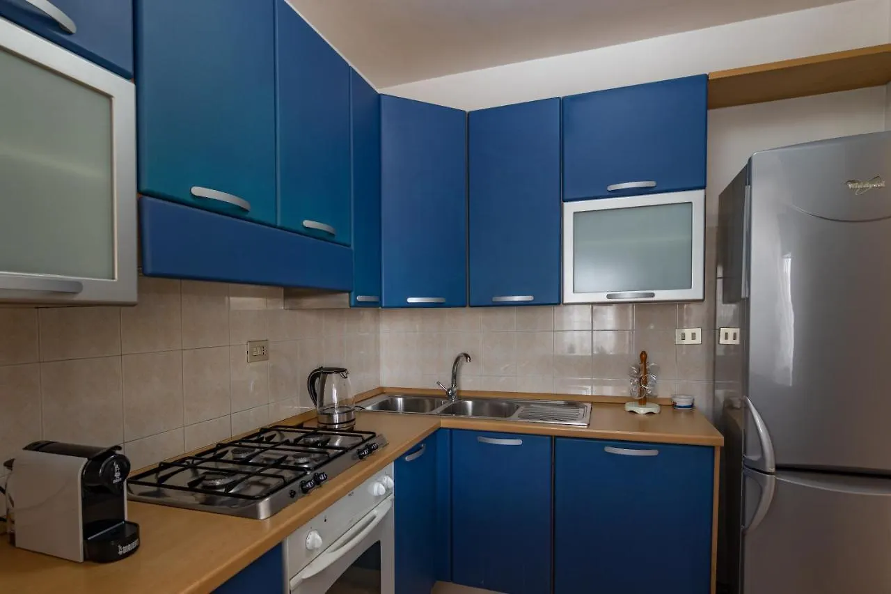 Comfort Penthouse - Private Parking, Wi-Fi Apartment Rome